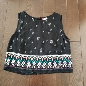 H&M Divided Crop Top